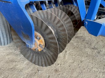 2012 Grizzly Field Boss Folding Wing 64 Plate Offsets