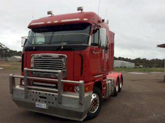 2007 Freightliner Argosy Prime Mover