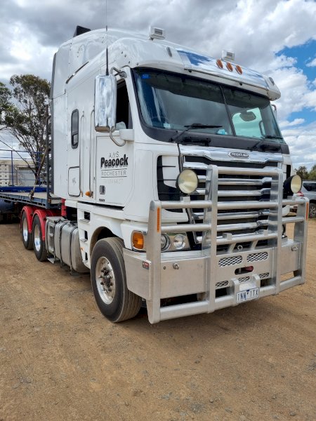2015 Freightliner Argosy Prime Mover