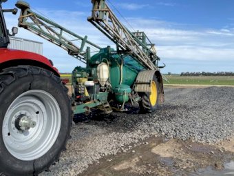 Goldacres 5030 boom spray