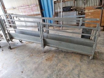 2014 Peak Hill Sheep Immobilizer With Ramps.