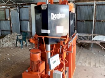 Under Auction - (A212) 2018 Lyco Dominator Wool Press 