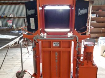 Under Auction - (A212) 2018 Lyco Dominator Wool Press 
