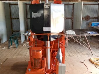 Under Auction - (A212) 2018 Lyco Dominator Wool Press 