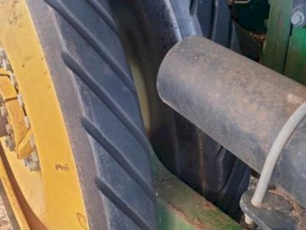 2015 John Deere 8370RT Tractor