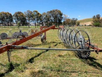 Schinckel 12 Wheel Hay Rake