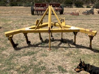 Linkage  7 Tyne Deep Ripper