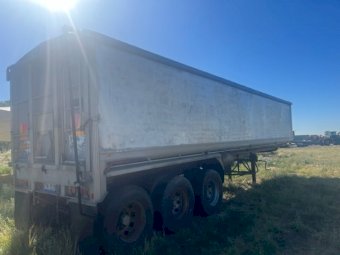 (A213) 1997 Lyonhaul TOA 36' Aluminium Road Train Lead Tipper Trailer