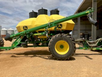 2020 John Deere 1910 Air Seeder