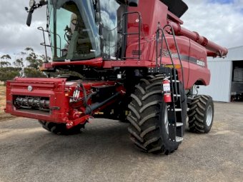 2017 Case IH 7240 Header with D65 MacDon 40ft Draper Front on Leith Trailer