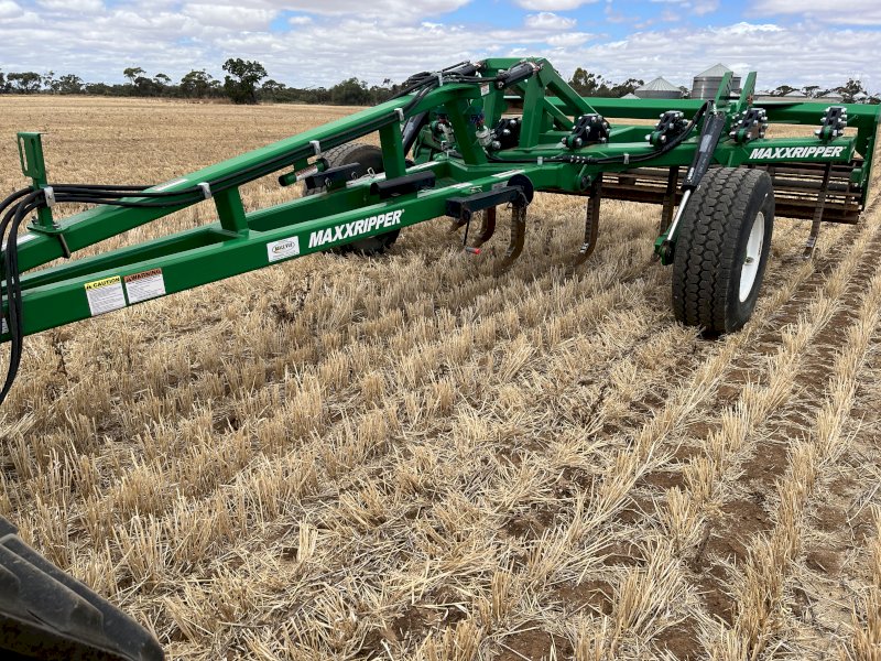 2020 3245T K-Line MaxxRipper