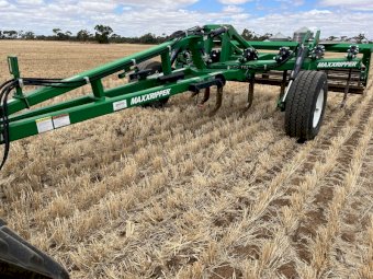 2020 3245T K-Line MaxxRipper