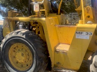 Massey Ferguson 33B Articulated Front End Loader