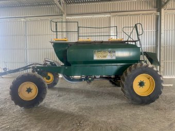 Under Auction - (A216) 2004 Simplicity TQ2 With Small Seeds Box 
