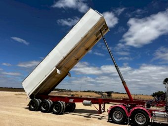 2004 Armac Welding Chassis Tipper Trailer