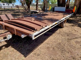 Low Profile Trailer 18" X 8"