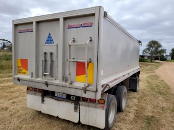 2009 Hamelex White Super Dog Trailer