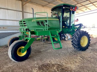 2013 John Deere W150 Windrower with 40' Macdon Front