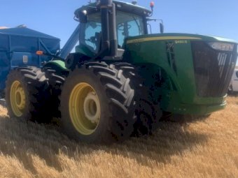 2014 John Deere 9460 Tractor