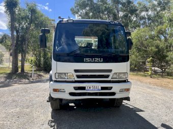 2006 Isuzu FVM 1400 Tray Truck