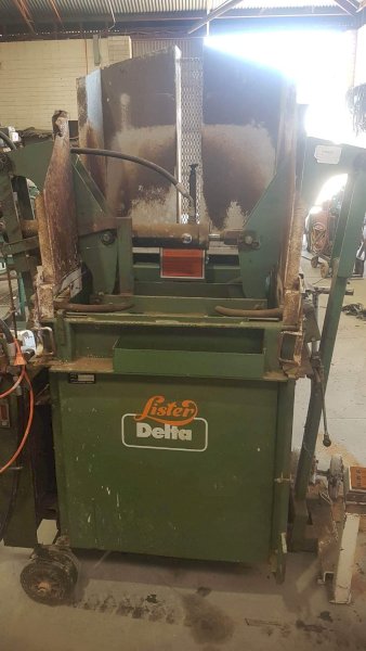 Lister Delta Hydraulic Wool Press