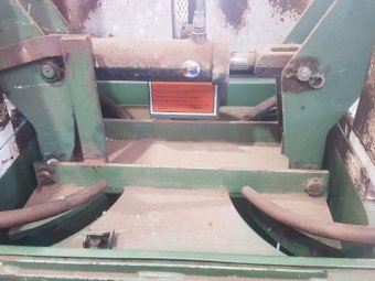 Lister Delta Hydraulic Wool Press