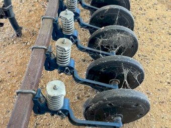 12m Horwood Bagshaw Scaribar with 6000Ltr Cart