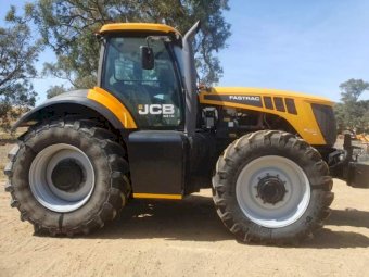 JCB 8310 Fastrac Tractor