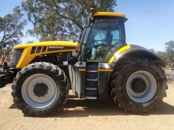 JCB 8310 Fastrac Tractor