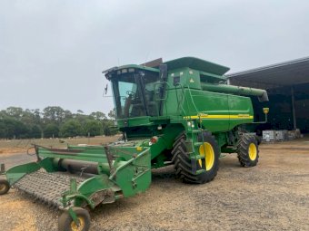 2007 John Deere 9750 STS Header with 936D Draper Front & Trailer