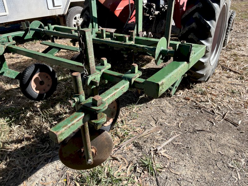 Black Poly Mat laying Machine