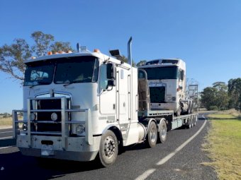 1992 Kenworth  K100 E Prime Mover & 45 foot Hallmark  Drop Deck
