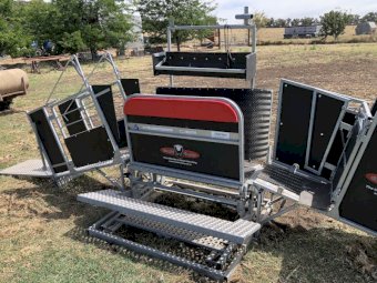 Combi Clamp Sheep Handler