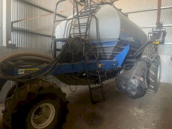 2004 New Holland-Flexicoil SC380 Air Cart