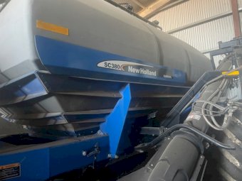 2004 New Holland-Flexicoil SC380 Air Cart