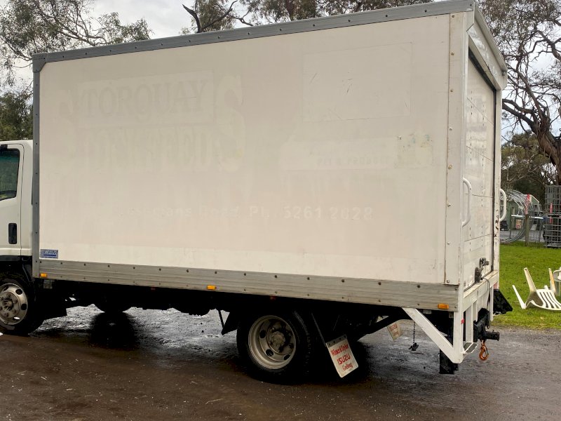 Used Pantech truck body