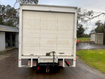 Used Pantech truck body
