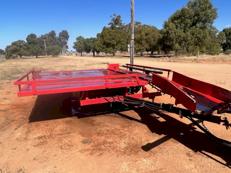 Mulligan 15 Bale  Small Square Accumulator