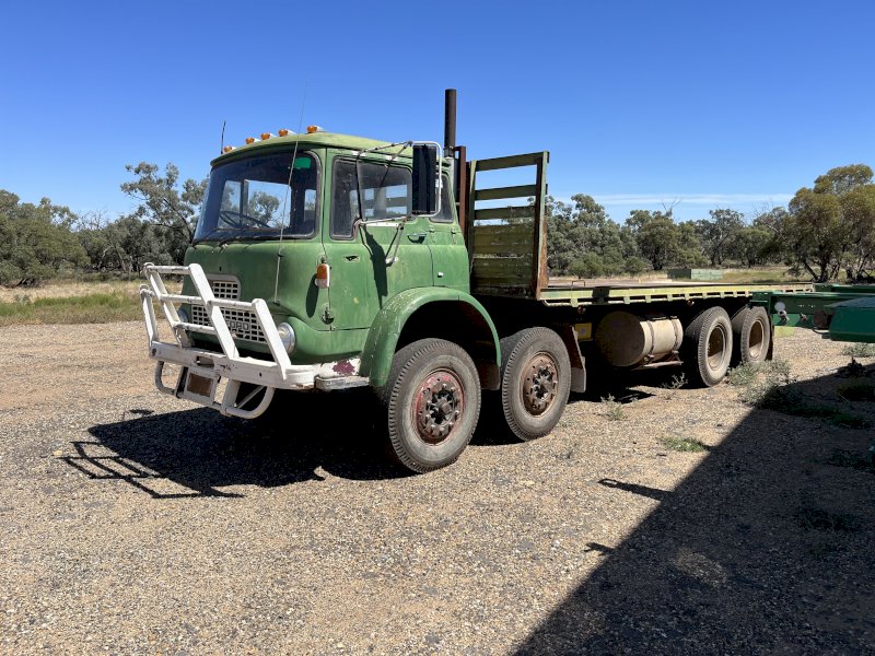 1974 Twin Steer Bogie Drive Bedford