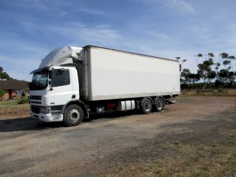 2002 DAF CF75-310 Refridgerated Truck