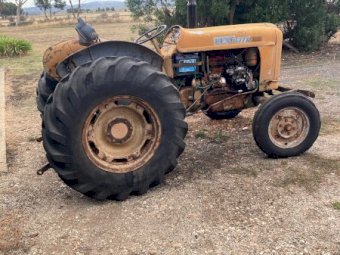 Fiat 411R 2wd tractor