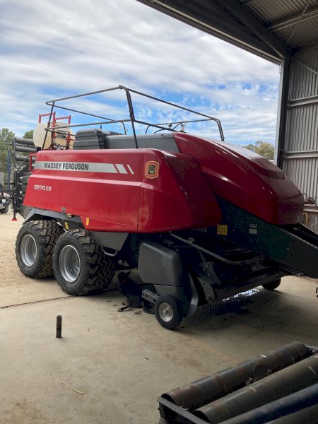 2014 Massey Ferguson 2270 XD 8x4x3 Baler