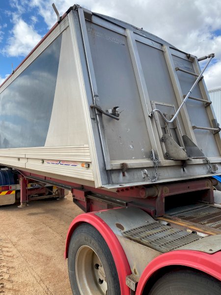 2008 Hamelex Chassis Tipper A-Trailer | Farm Tender