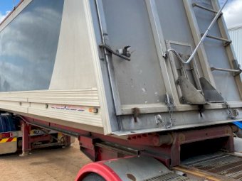 2008 Hamelex Chassis Tipper A-Trailer