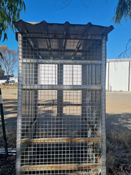Certified gas cylinder storage cage