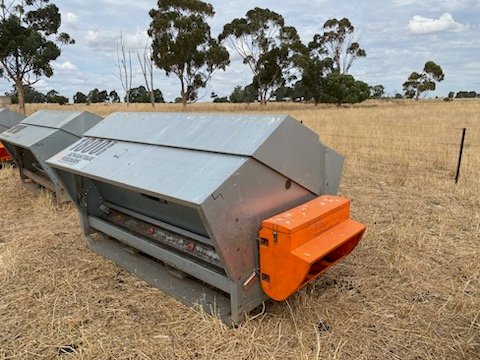 Under Auction - (A220) Advantage 1800HD Sheep Feeder 