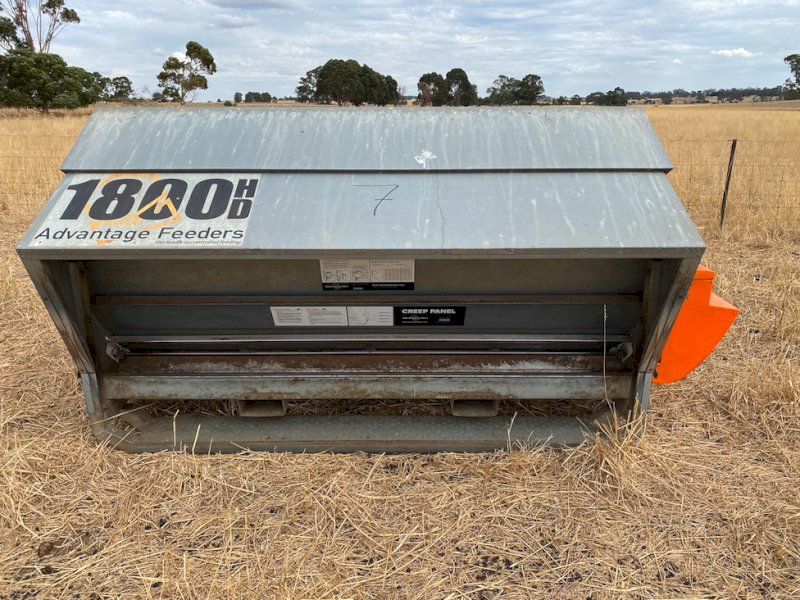 Under Auction - (A220) Advantage 1800HD Sheep Feeder 