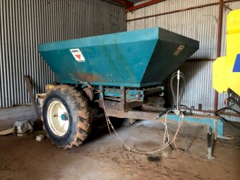 1996 Bonel Fertilizer Spreader