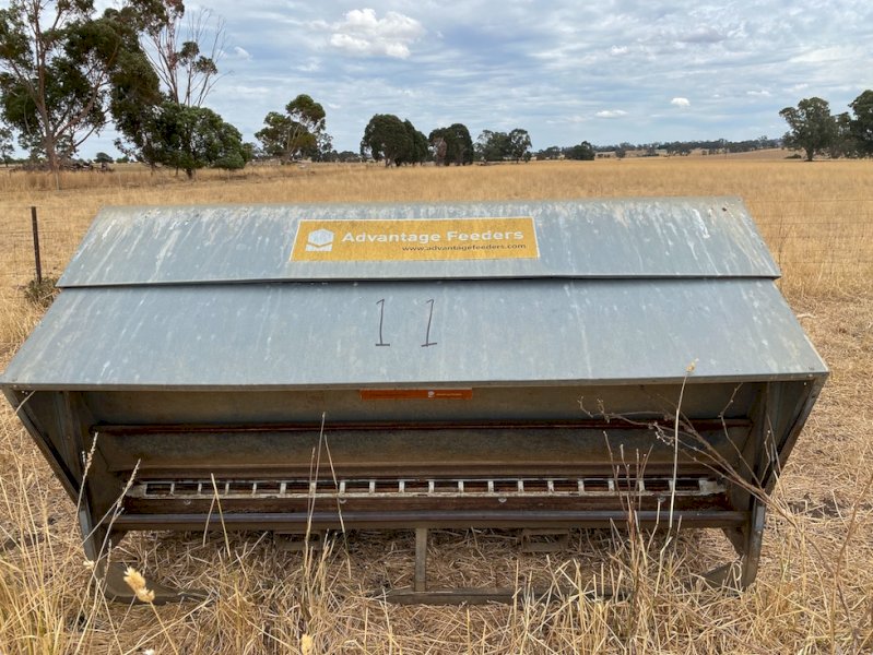 Under Auction - (A220) Advantage 1800HD Sheep Feeder 