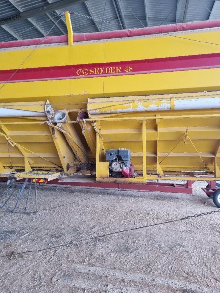 MP Steele Steel 4.8m Grouper